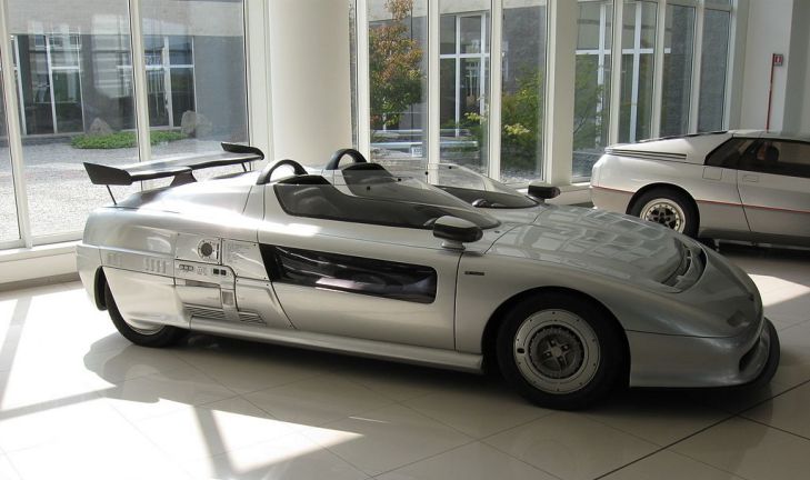 спорткар Italdesign Aztec